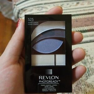 MUST BUNDLE revlon photo ready eyeshadow
